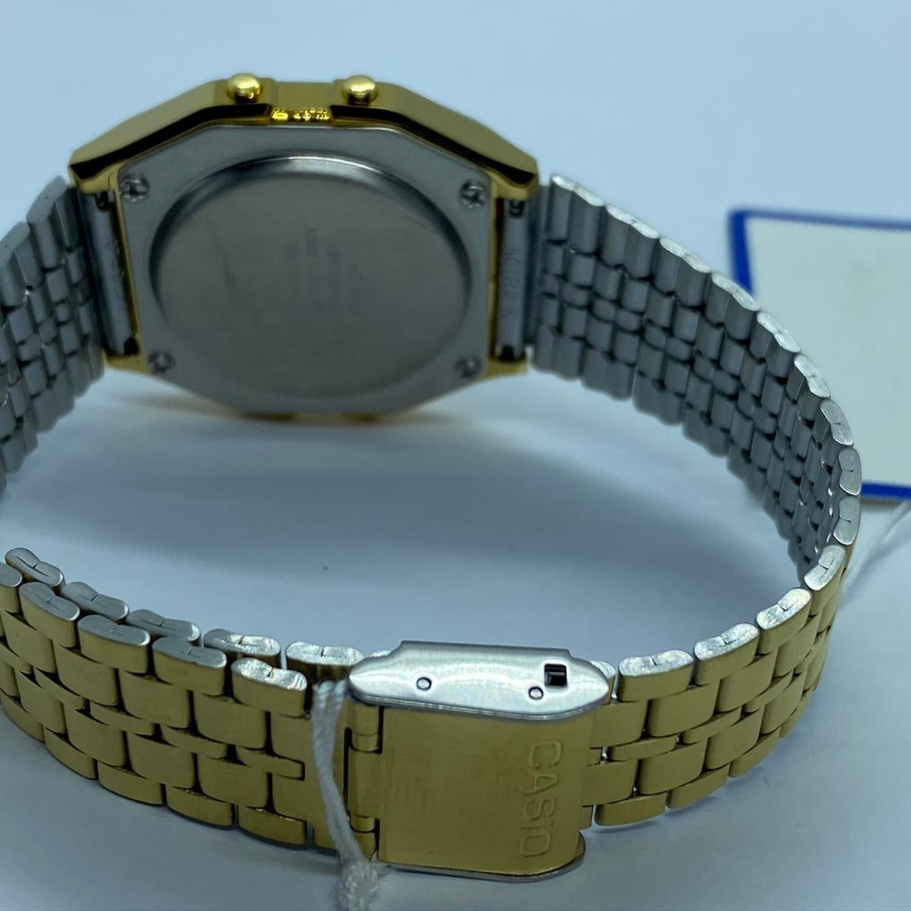 Casio Goldtone Color
Watch ,
Unisex Wrist Size ,
Adjustable Band
Band Expand up to 8 inches Long,
34mm Diameter New Item
Stainless Steel
Digital Movement