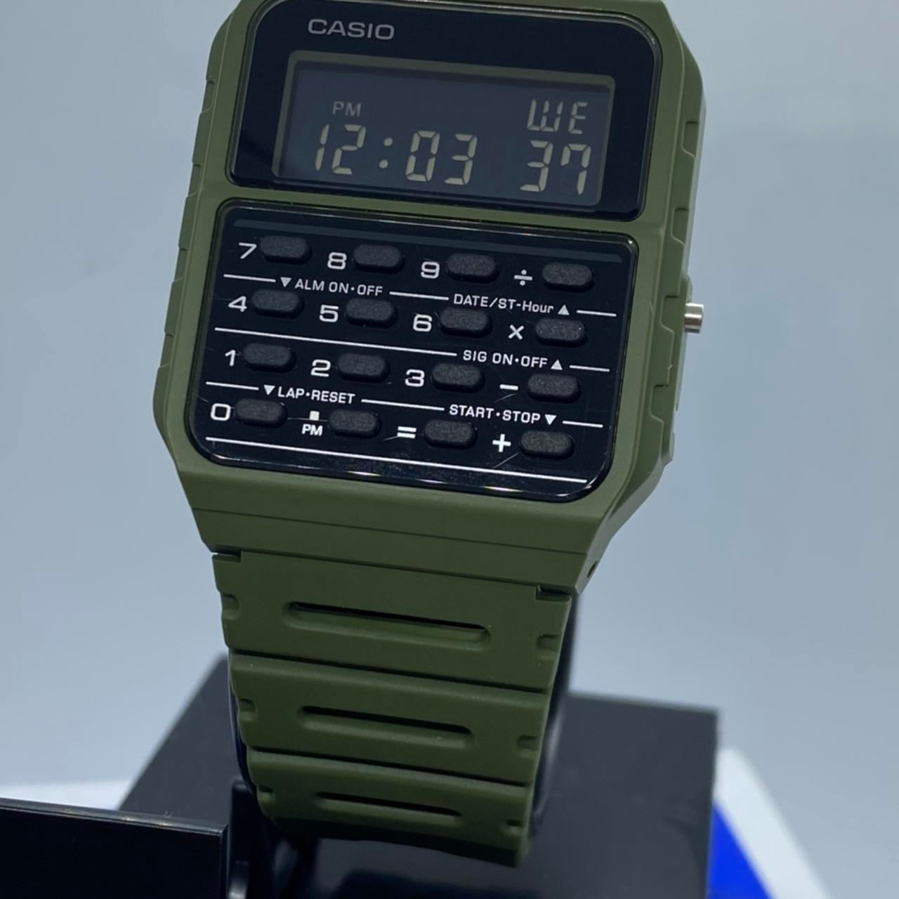 Casio Calculator Watch , Unisex Size 34 mm Diameter , Lightweight in Your Wrist , 8 inches Wrist Round Long
