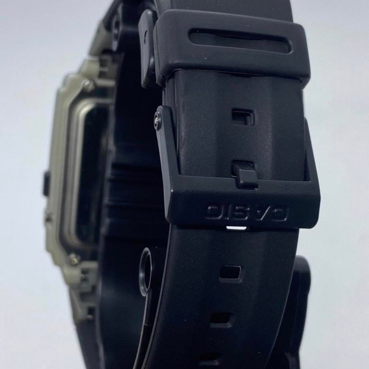 Casio Calculator Watch , Unisex Size 34 mm Diameter , Lightweight in Your Wrist , 8 inches Wrist Round Long