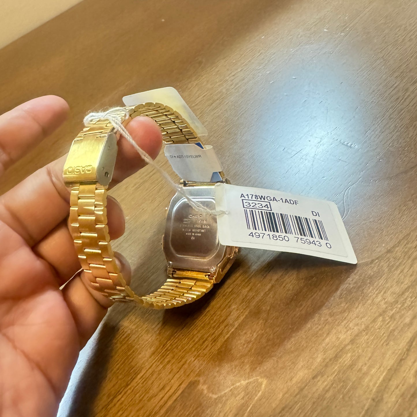 Casio Watch for Ladies or for Men or for Young Teen 34 mm Case Diameter Lightweight in your wrist This is a brand new item Color Gray Water Resistant Wrist fits up to 8 inches LONG Stainless Steel Gray Band