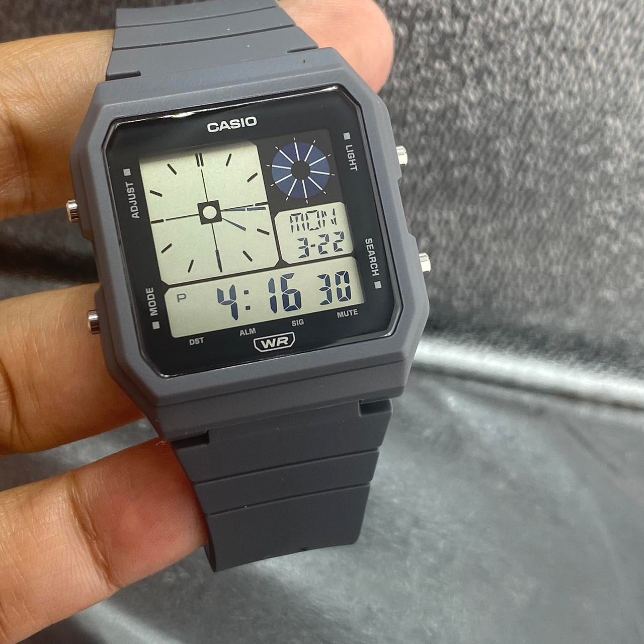 CASIO SPORTS WATCH FOR UNISEX SIZE , FOR MEN, LADIES OR FOR TEEN 34 MM DIAMETER CASUAL WORK OR DAILY WATCH BRAND NEW ITEM 9 INCHES ROUND LONG NEW ITEM , NEW BATTERY , LIGHT, TIMER, STOP WATCH 