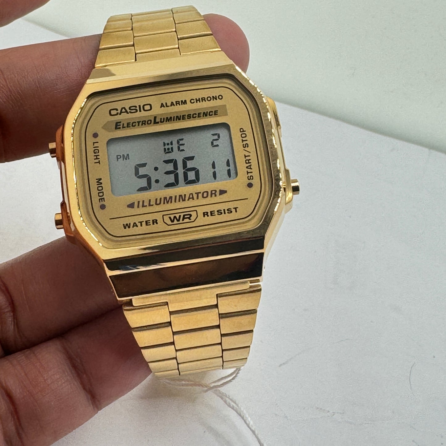 Casio Goldtone Watch , Unisex Size , Adjustable Band , Band Expand up to 8 inches Long, 35mm Diameter&nbsp;  New Item  Stainless Steel&nbsp;  Goldtone Color&nbsp;  Brand New Item&nbsp;