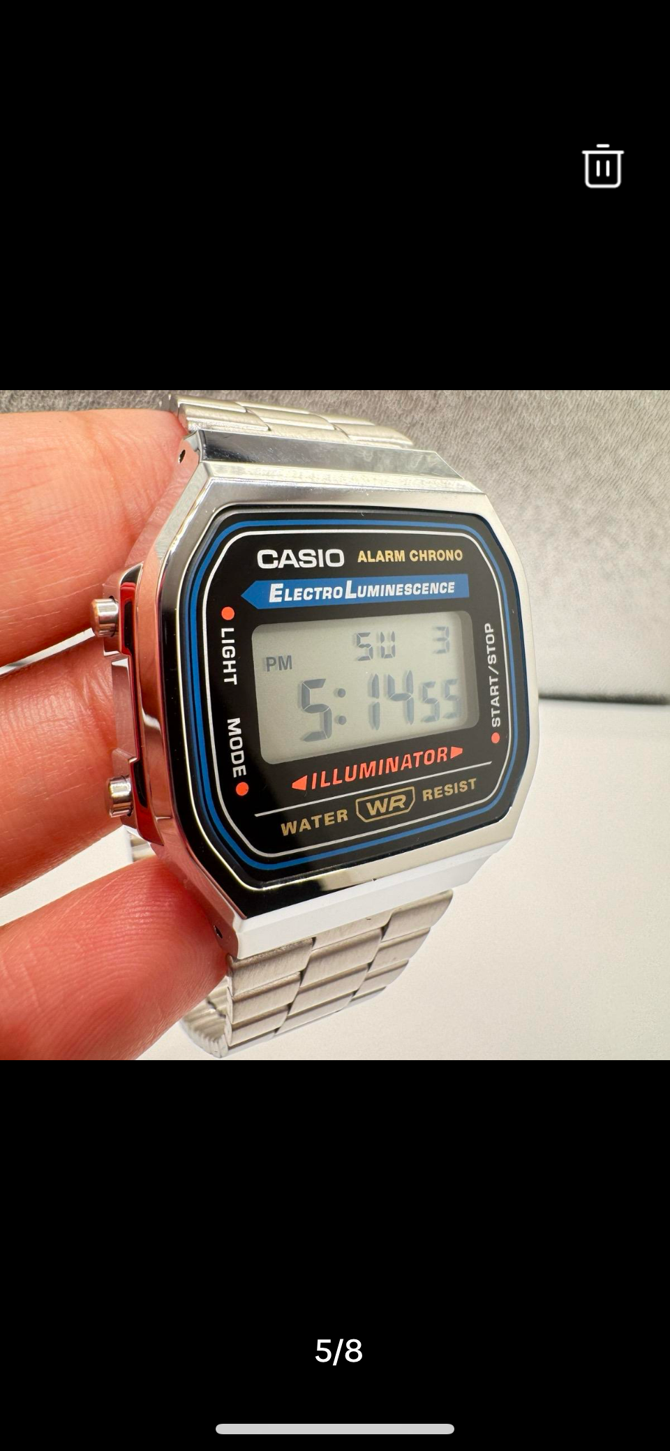 Casio Unisex Wrist Watch , Wide 35mm Diameter , Brand New Item, Stainless Steel , Lightweight ,  Digital Movement , Brand New Item, Fits Up To 8 inches Long. Package in a Lightweight Envelope From New Jersey .