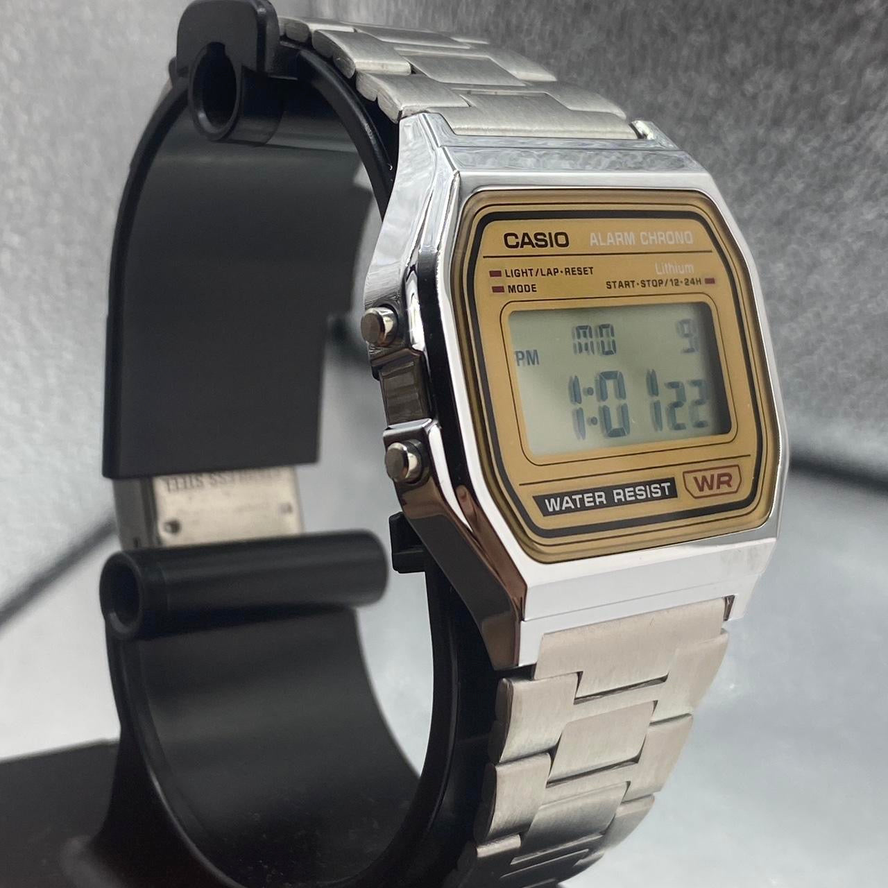 Casio Unisex Watch for Men or for Women

Size 34mm Diameter Stainless Steel 
Adjustable Band 
Brown Case Color and Gray Color 
New item Brand New 
Package in envelope wrap
We are located in New Jersey